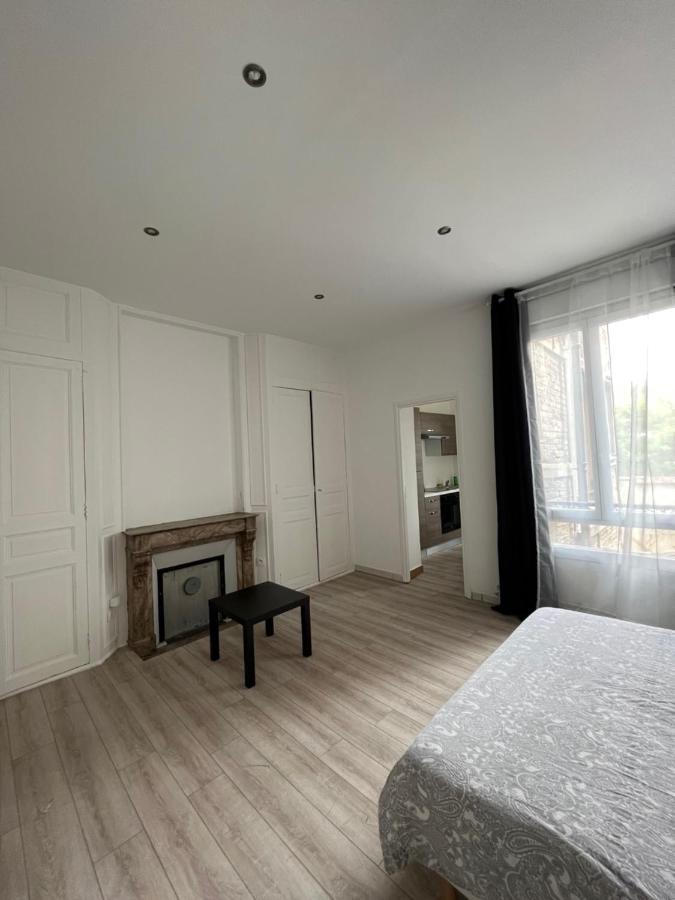 Ferienwohnung Peacefull, Face A La Cathedrale Reims Exterior foto